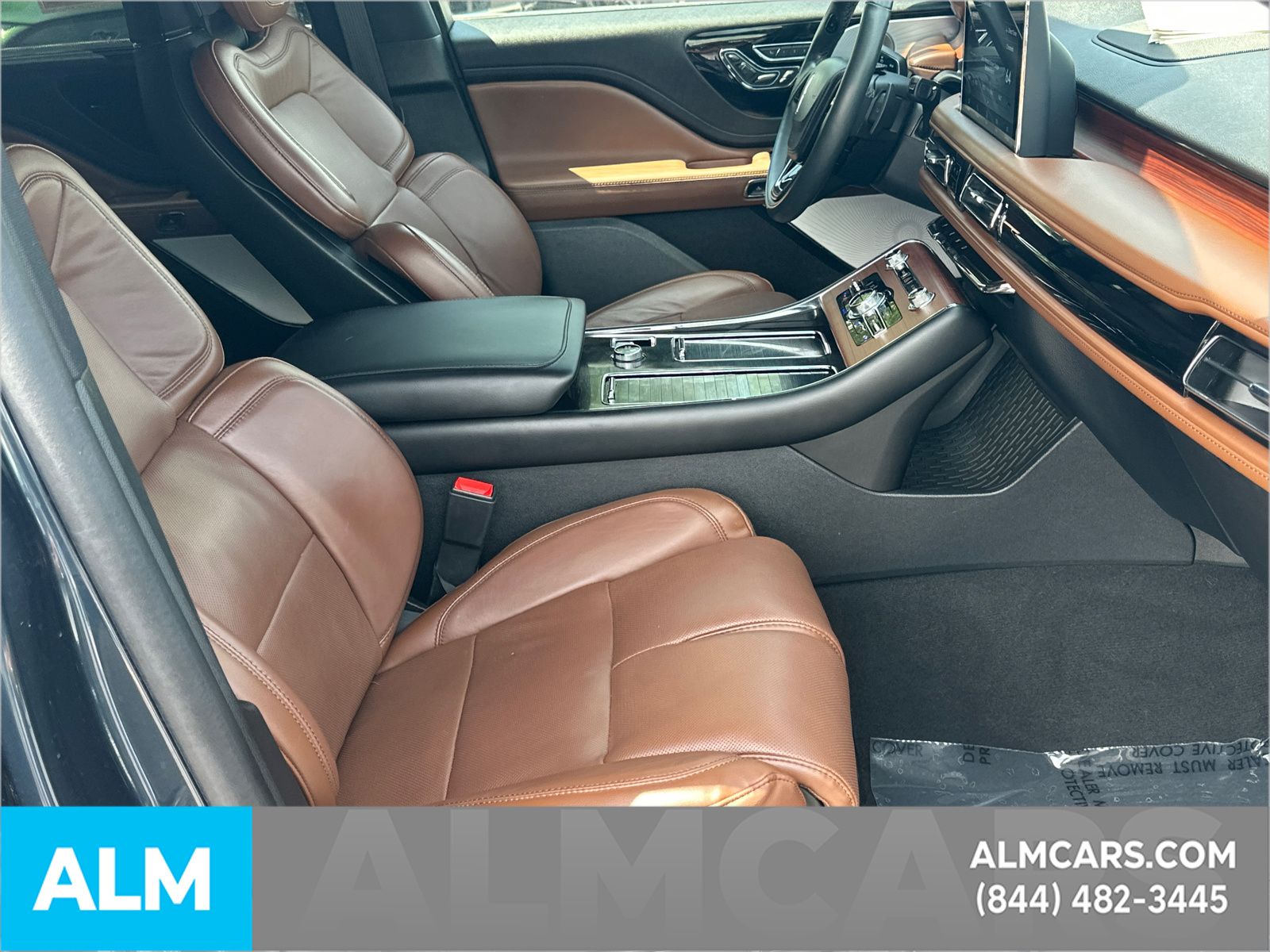 Used 2023 Blue Lincoln Grand Touring image 15