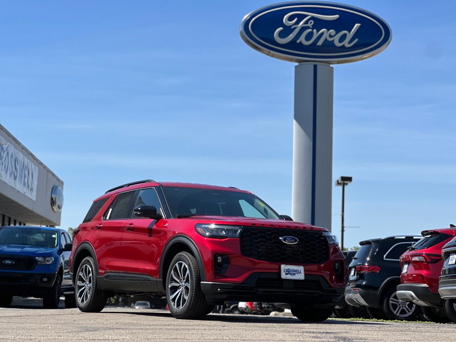 2026 Ford Explorer ST-LINE 4WD's photo