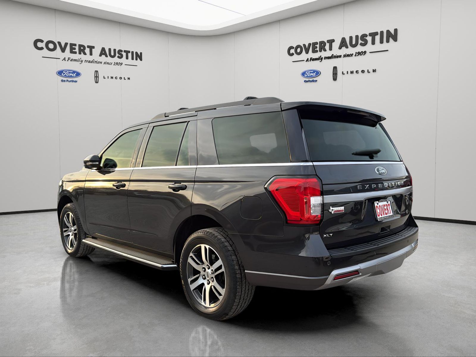 Used Car 2023 Ford Expedition  Xlt For Sale Under $50,000 In Austin, Texas