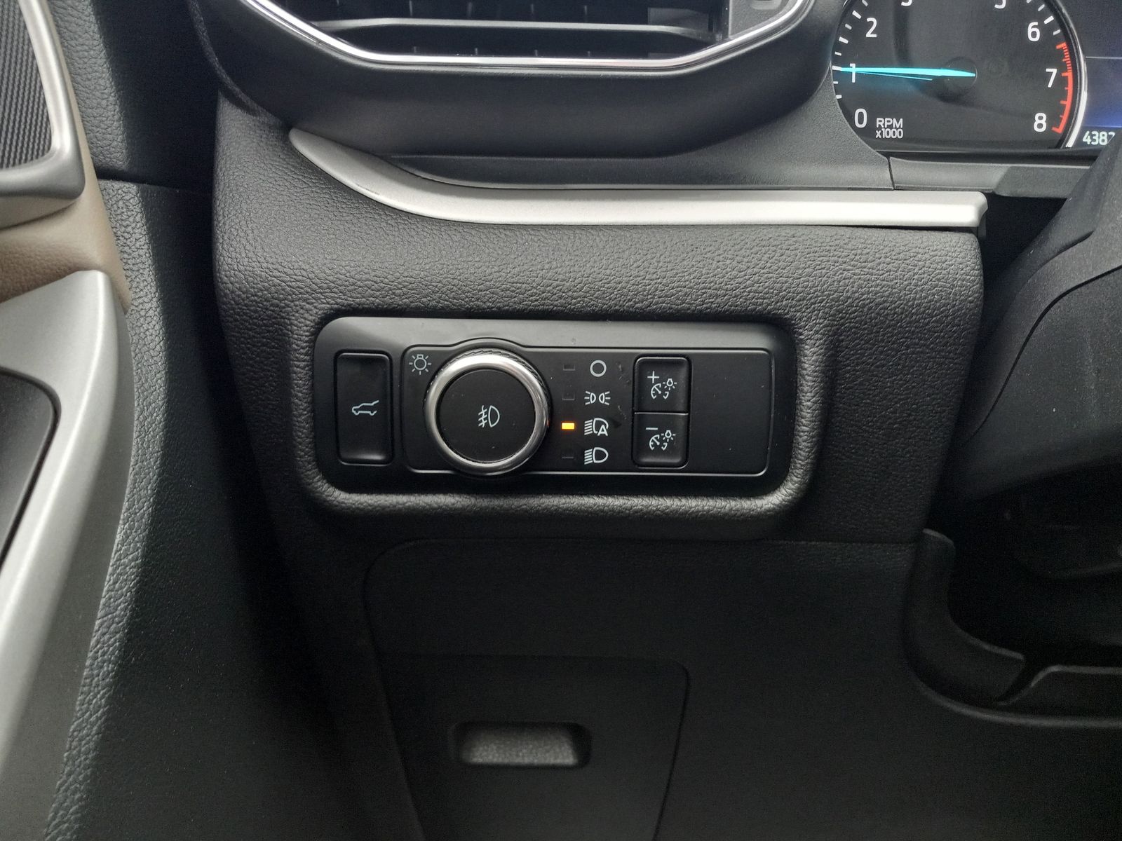 2024 Ford Explorer image 26