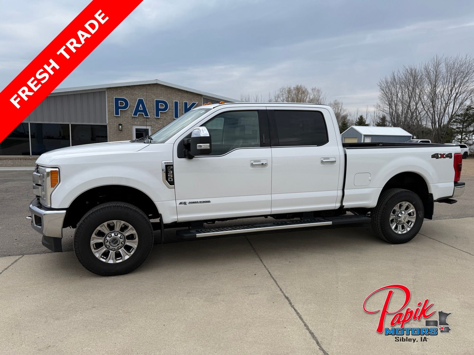Oxford White 2017 Ford F-350 Super Duty King Ranch Crew Cab 4WD Pickup Truck Four-Wheel Drive 6-Speed Automatic