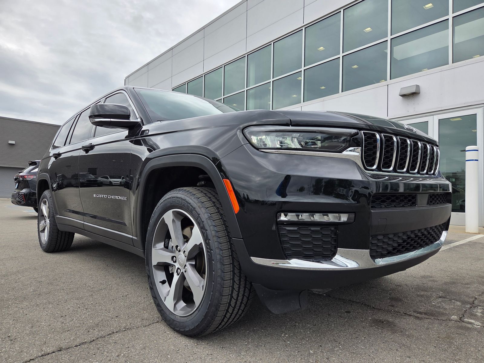 used 2023 Jeep Grand Cherokee L car, priced at $32,250