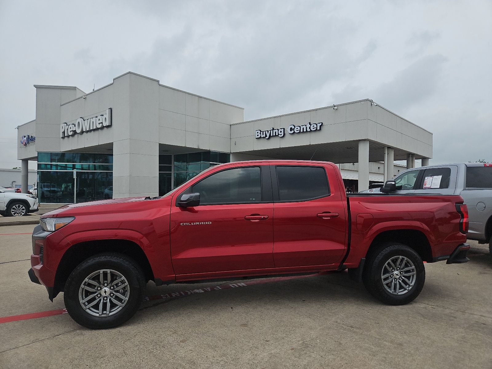 2024 Chevrolet Colorado LT - 1