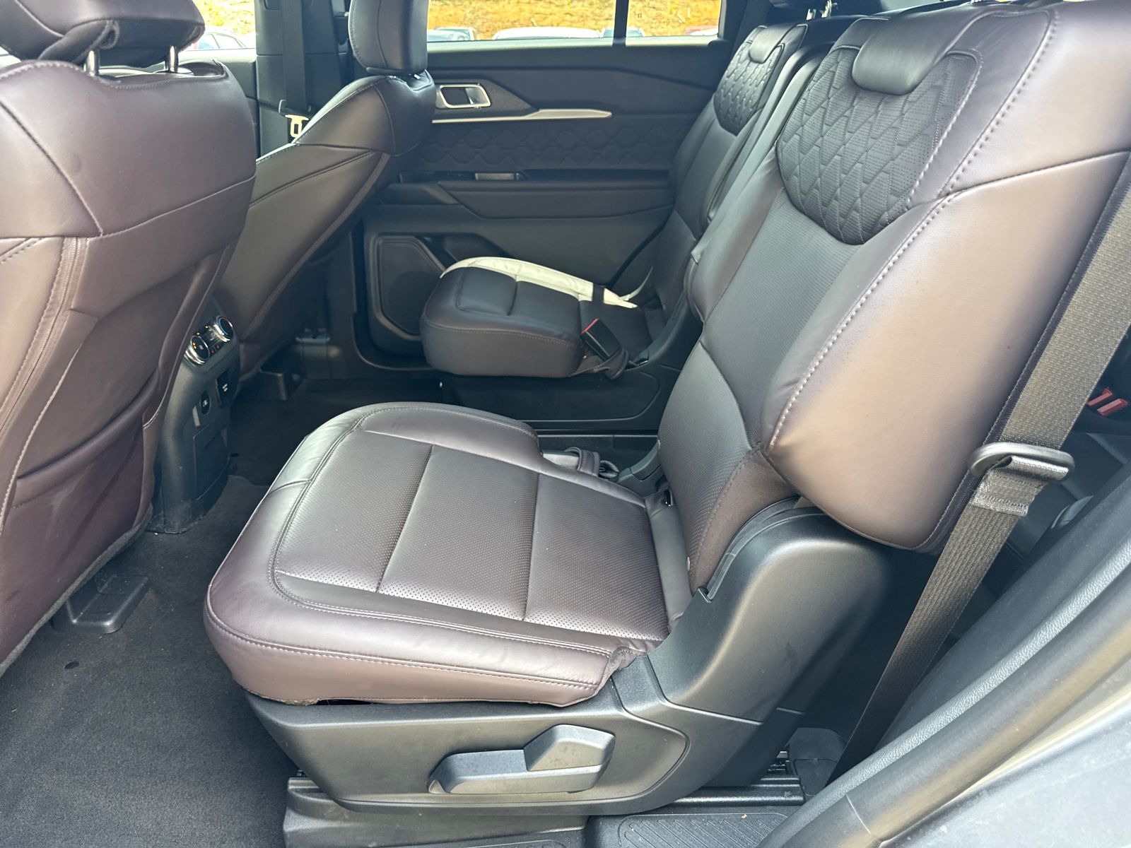 Used 2026 Gray Ford Platinum image 21