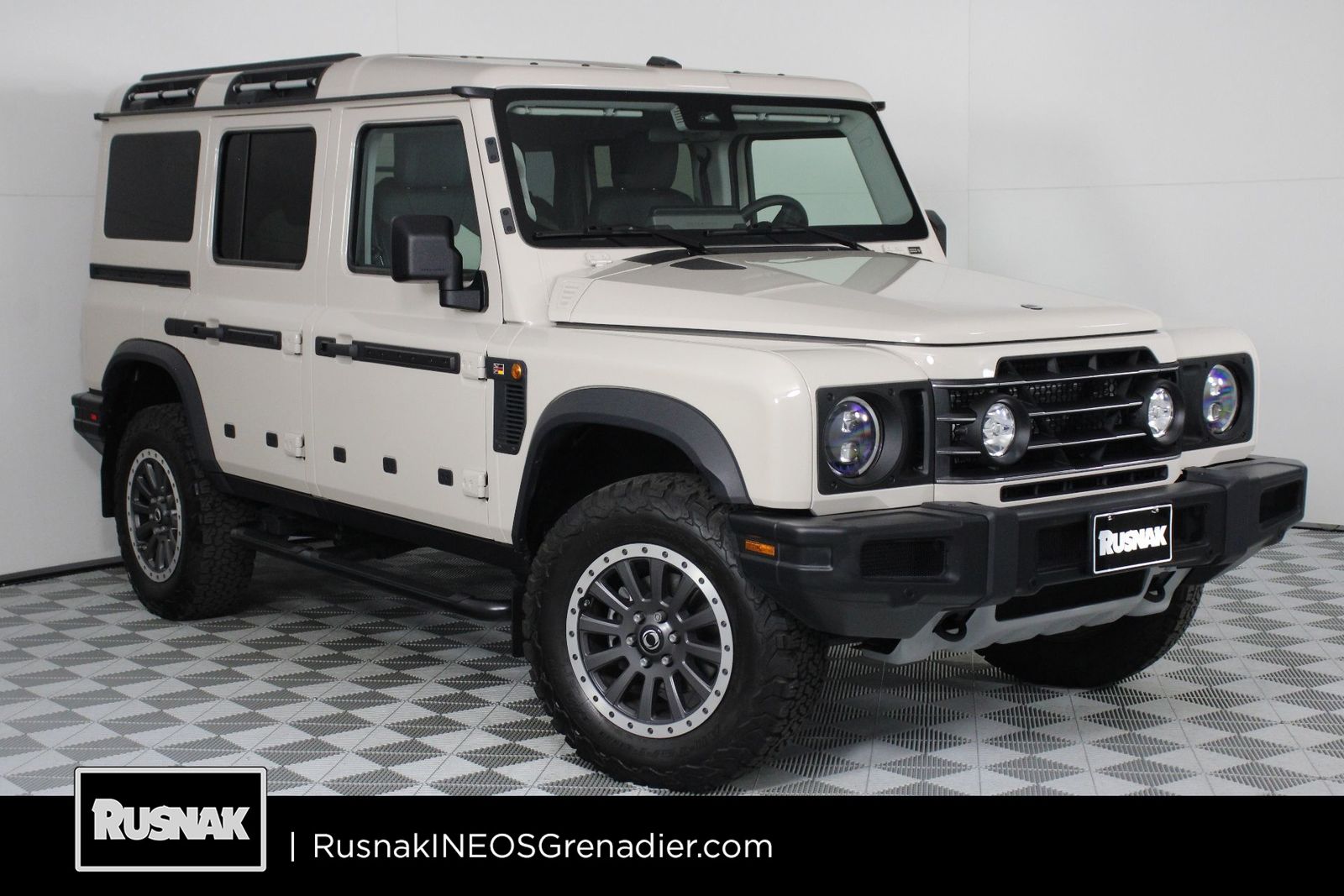 2025 Ineos Grenadier SUV / Crossover Four-Wheel Drive 8-Speed Automatic