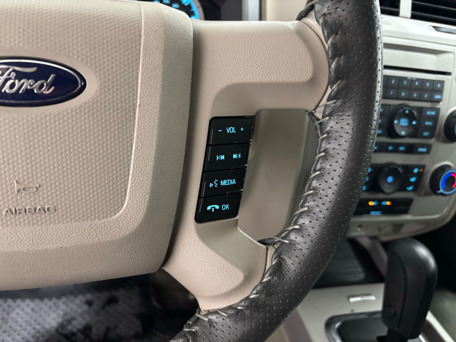 Used Car 2009 Ford Escape  Xlt For Sale Under $10,000 In Austin, Texas