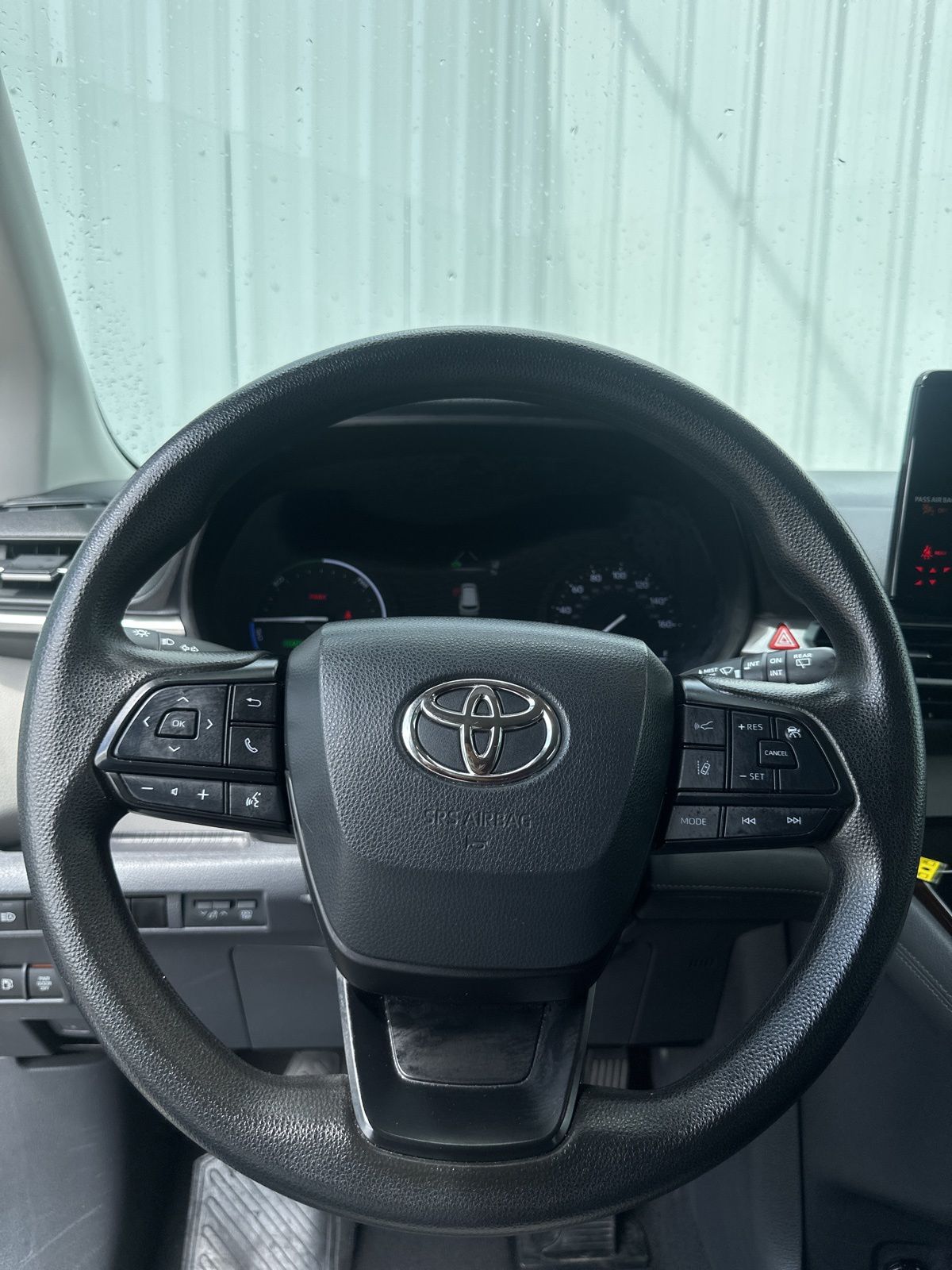 Used Car 2023 Toyota Sienna  Le For Sale Under $40,000 In Austin, Texas