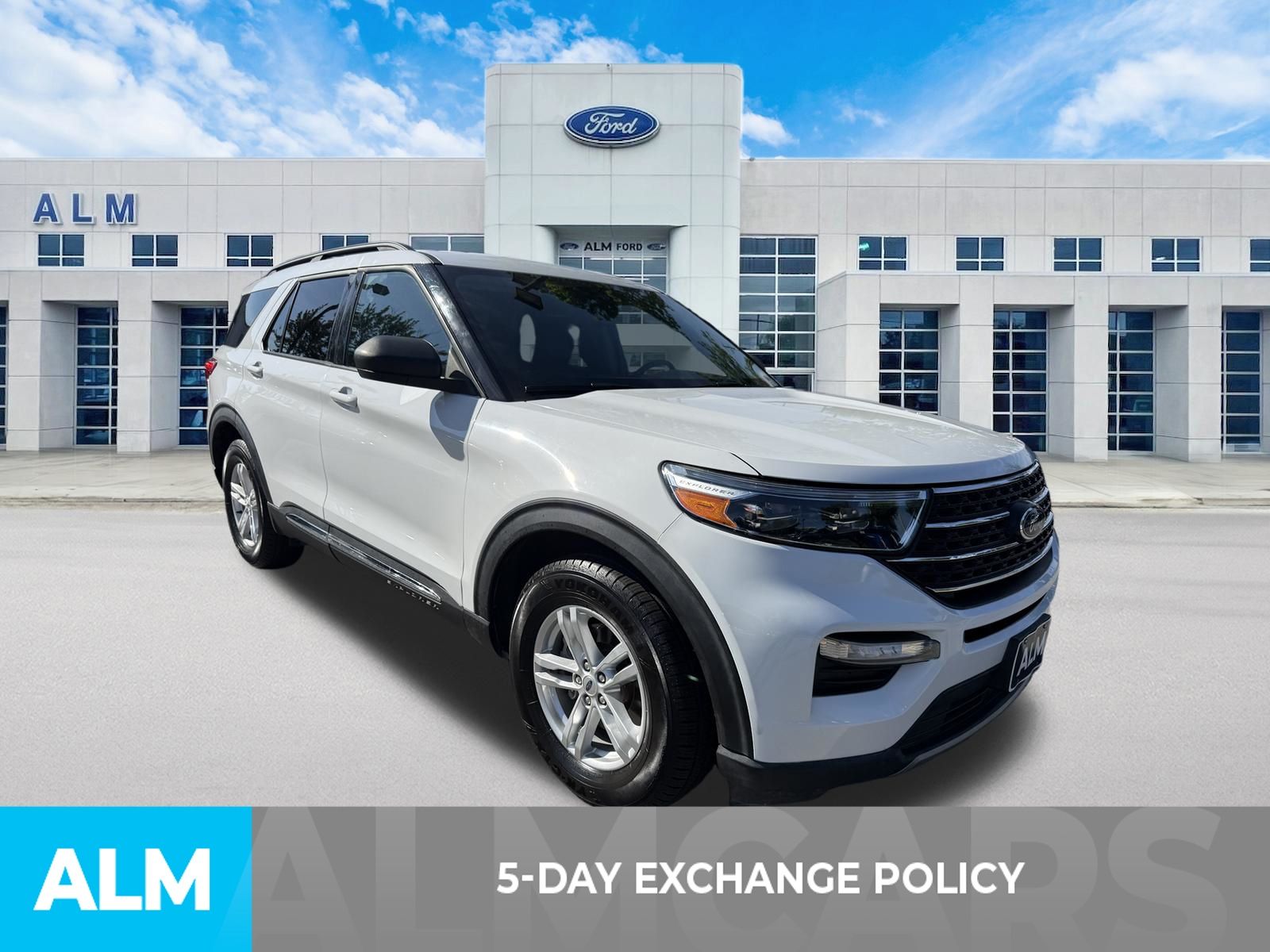 Used 2023 White Ford XLT image 3