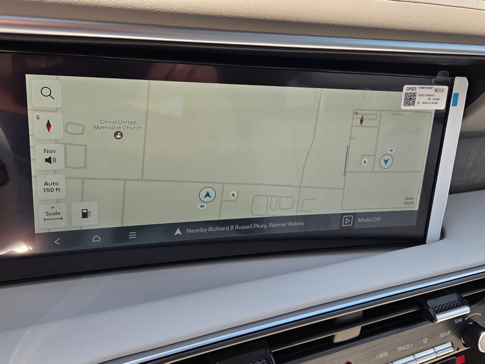 New 2026 Silver HYUNDAI SEL image 21