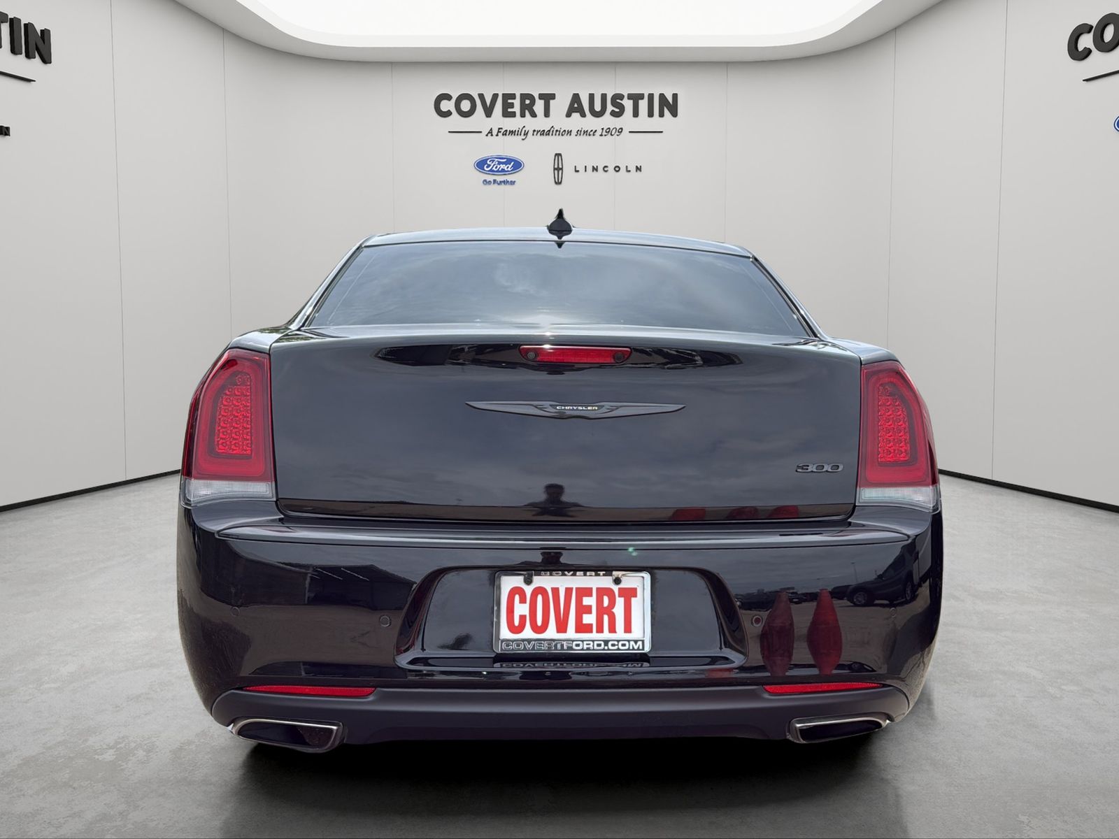 Used Car 2023 Chrysler 300  Touring For Sale Under $25,000 In Austin, Texas
