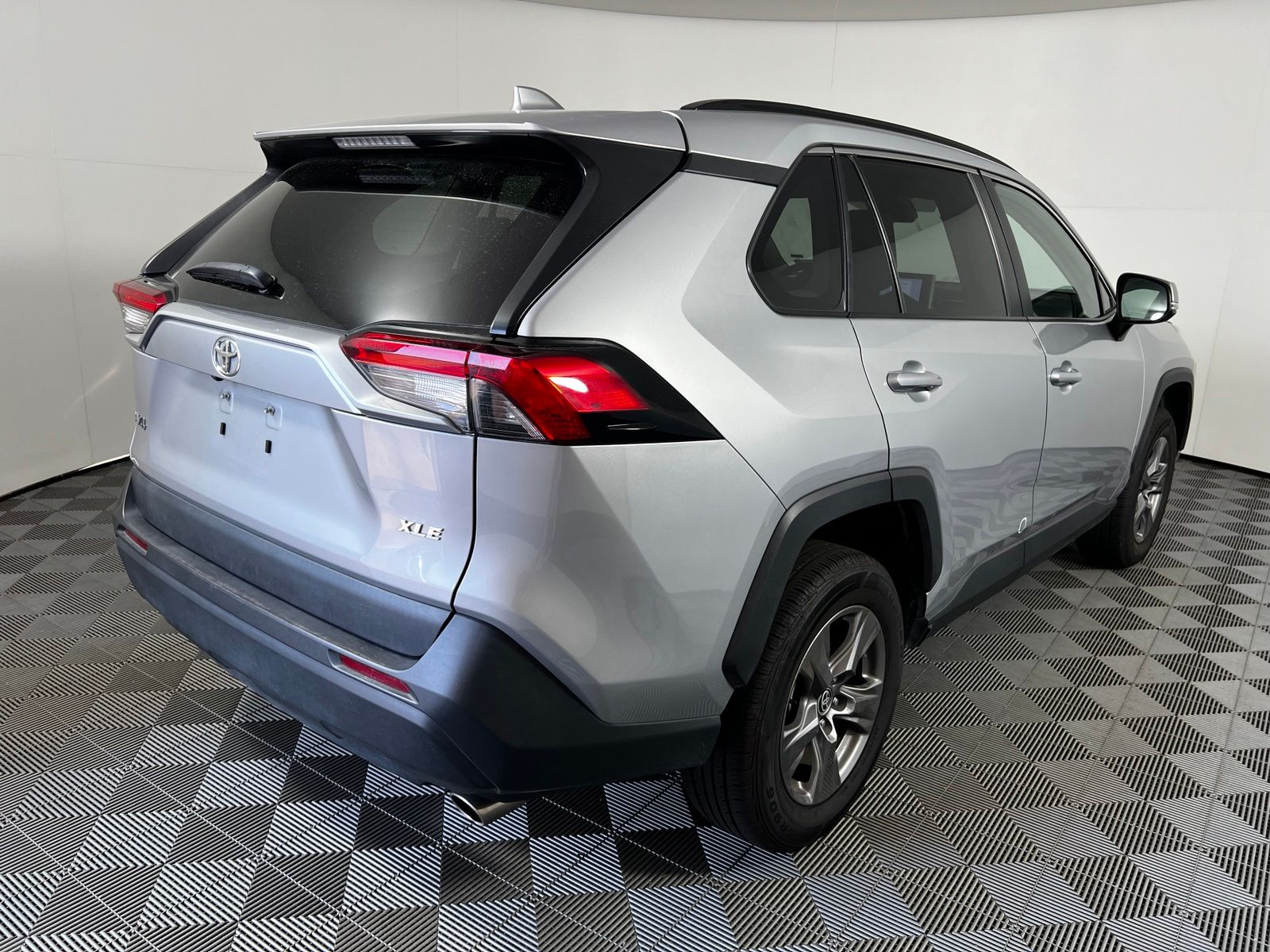 Thumbnail: 2024 Toyota RAV4 - 5
