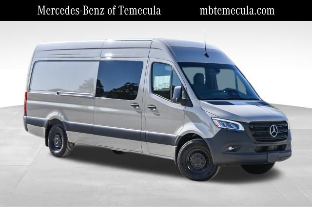 2025 Mercedes-Benz Sprinter 2500 Cargo 170 WB
