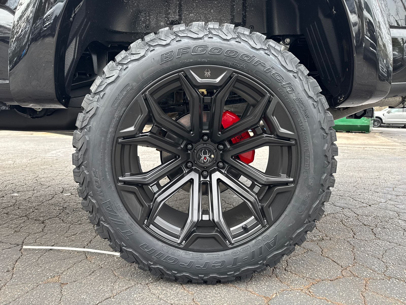 New 2026 Agate Black Metallic Ford XLT image 21