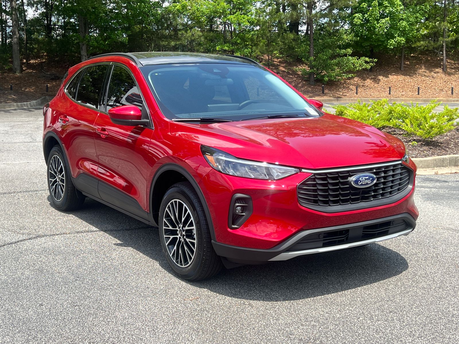 2025 Ford Escape Plug-In Hybrid Base photo 3