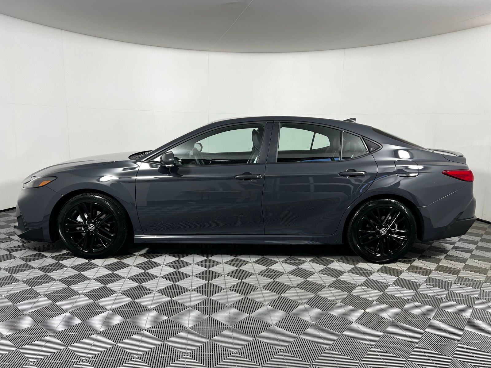 Thumbnail: 2025 Toyota Camry - 8