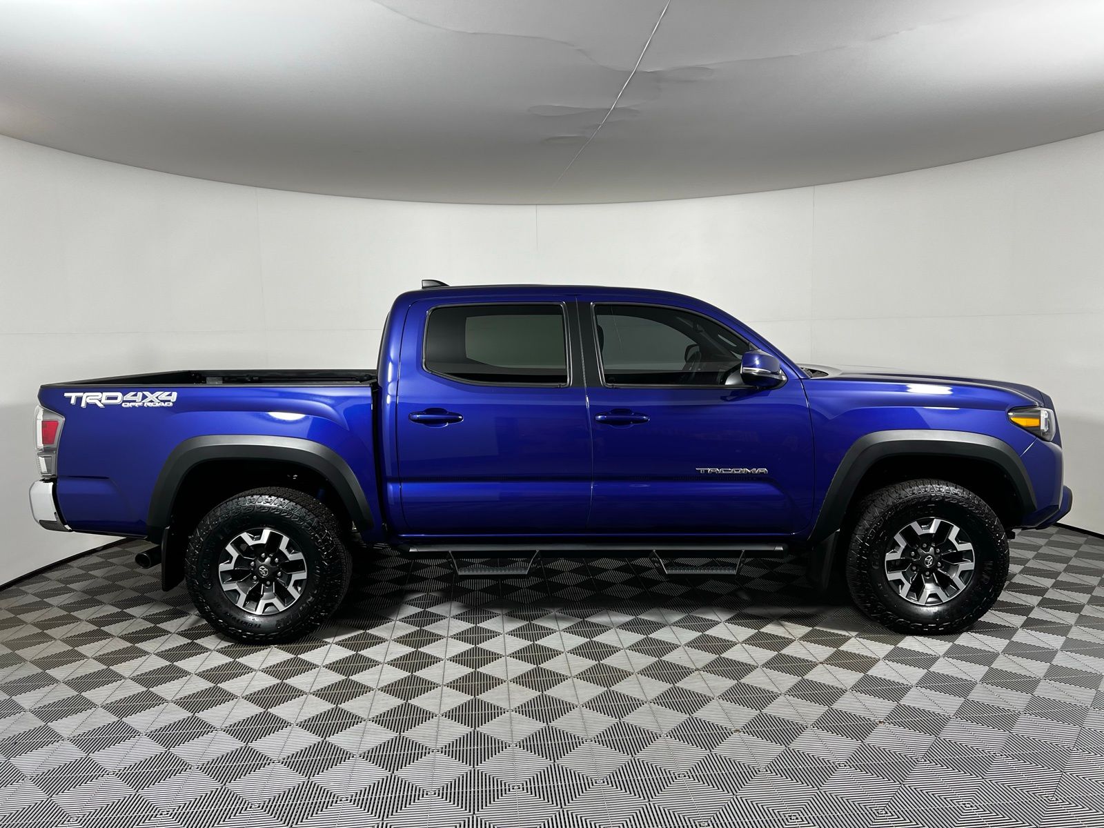 Thumbnail: 2023 Toyota Tacoma - 4