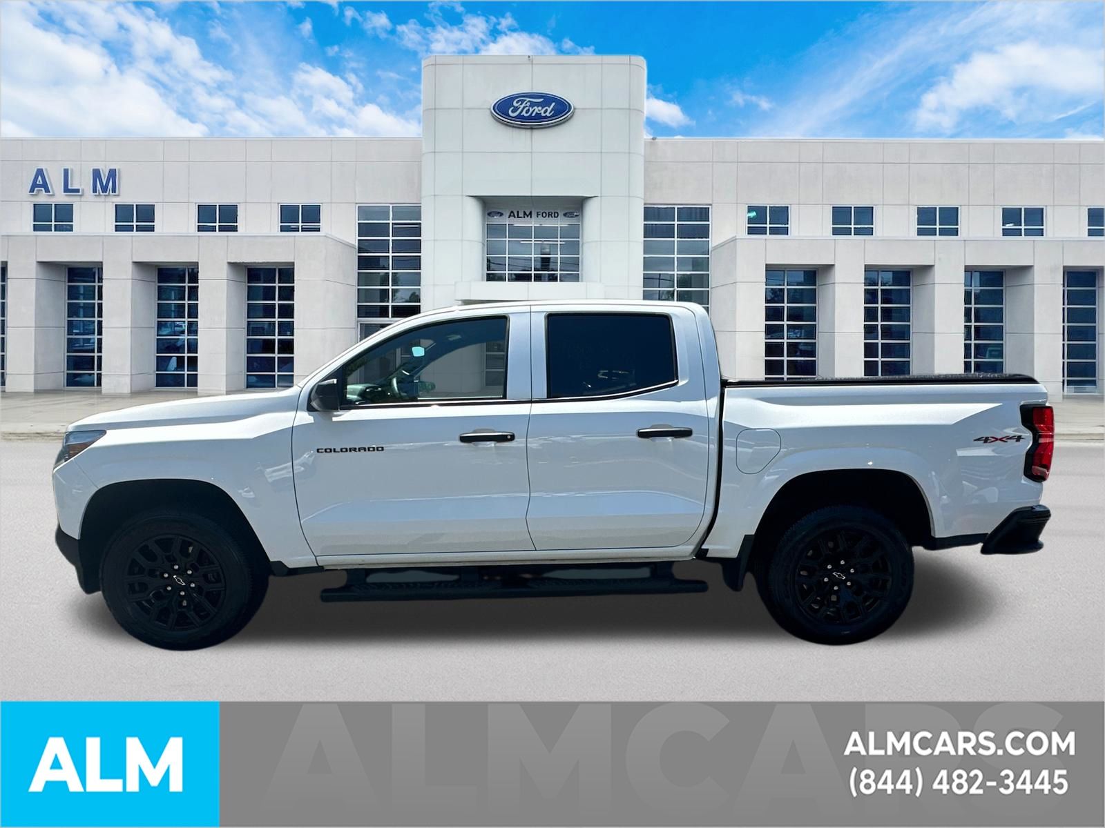 Certified Used 2025 Summit White Chevrolet Work Truck image 9