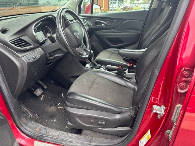 Used 2019 Red Buick Preferred image 8