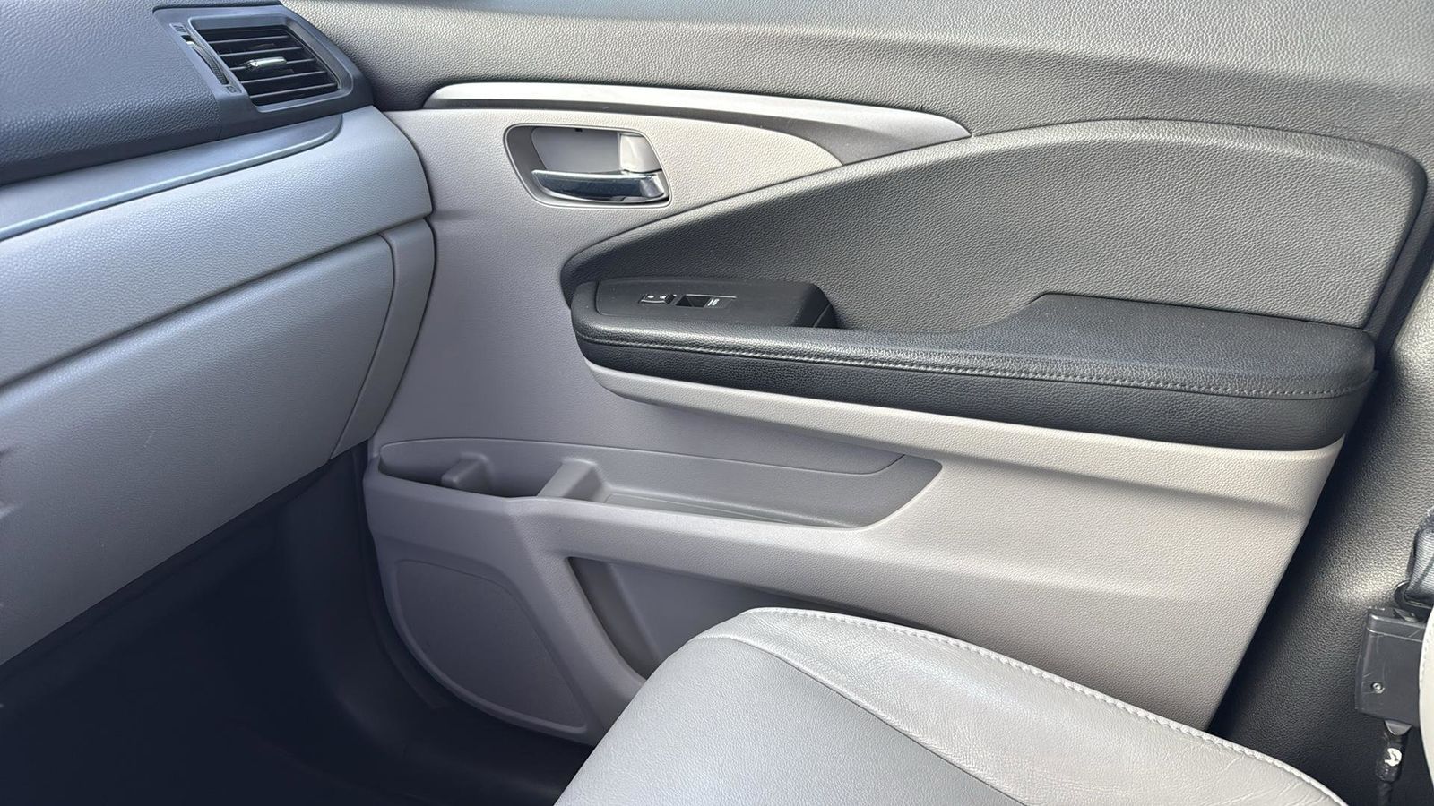 Used Car 2019 Honda Pilot  Ex-l For Sale Under $20,000 In Austin, Texas