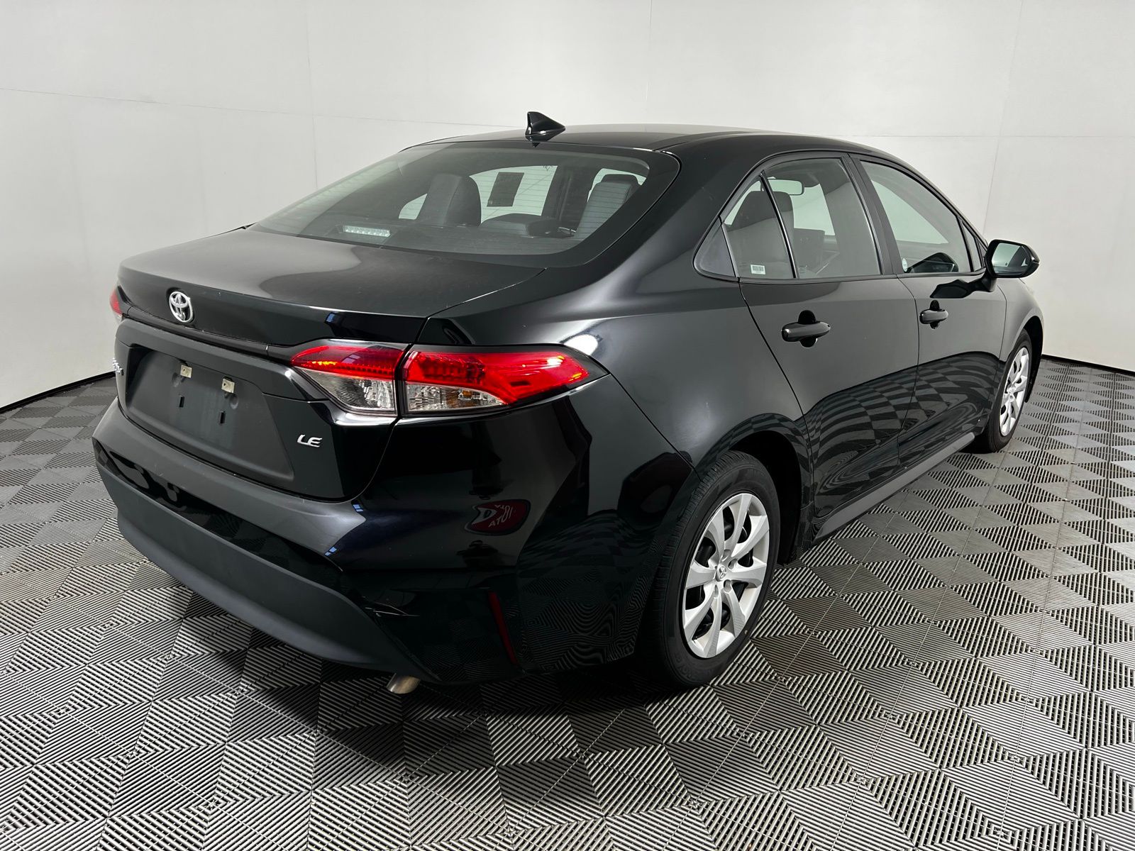 Thumbnail: 2024 Toyota Corolla - 5