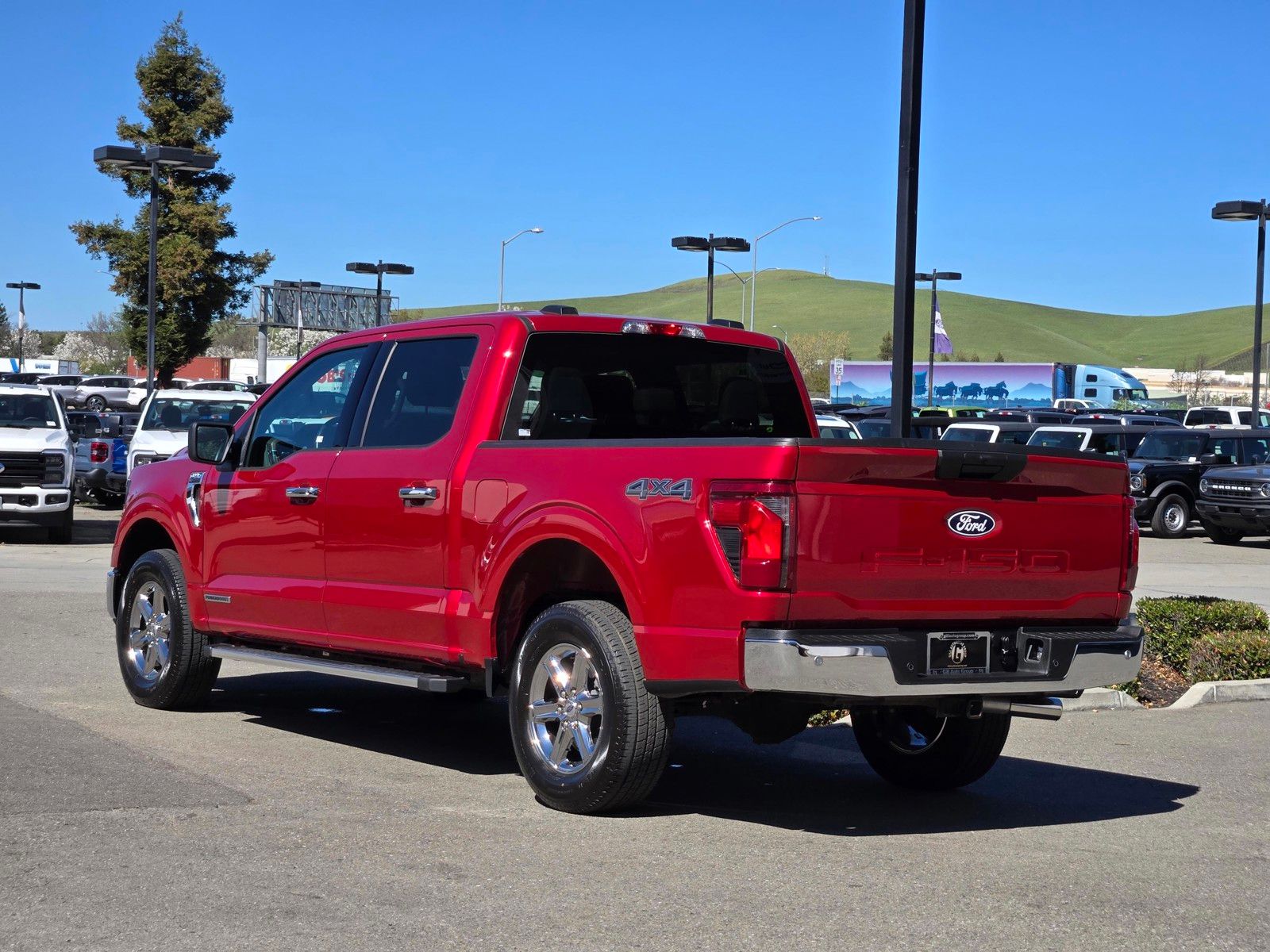 Used 2025 Red Ford XLT image 6
