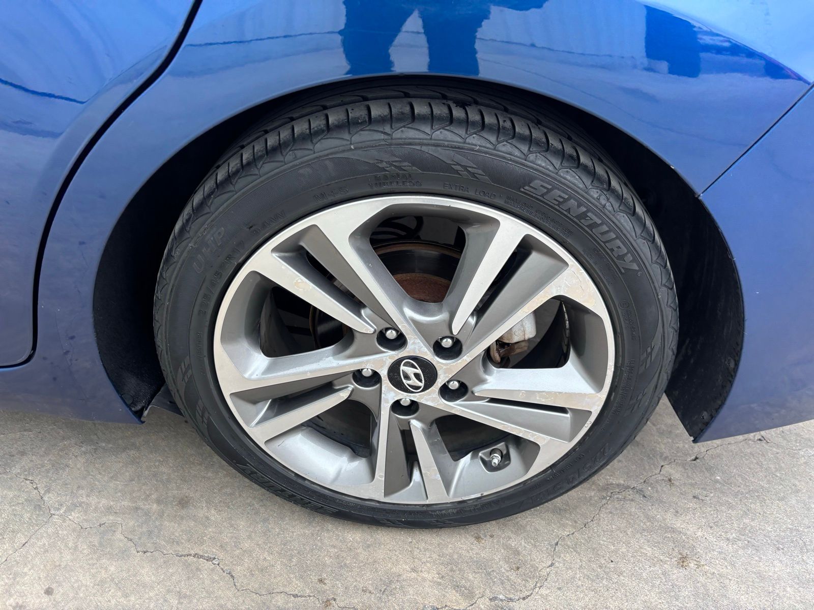 Used Car 2017 Hyundai Elantra  Limited For Sale Under $10,000 In Austin, Texas