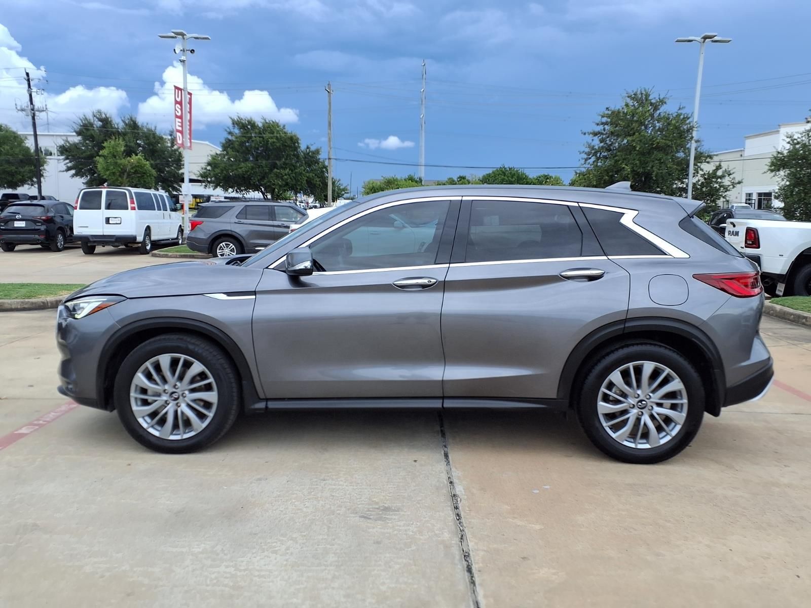 2023 INFINITI QX50 PURE - 6