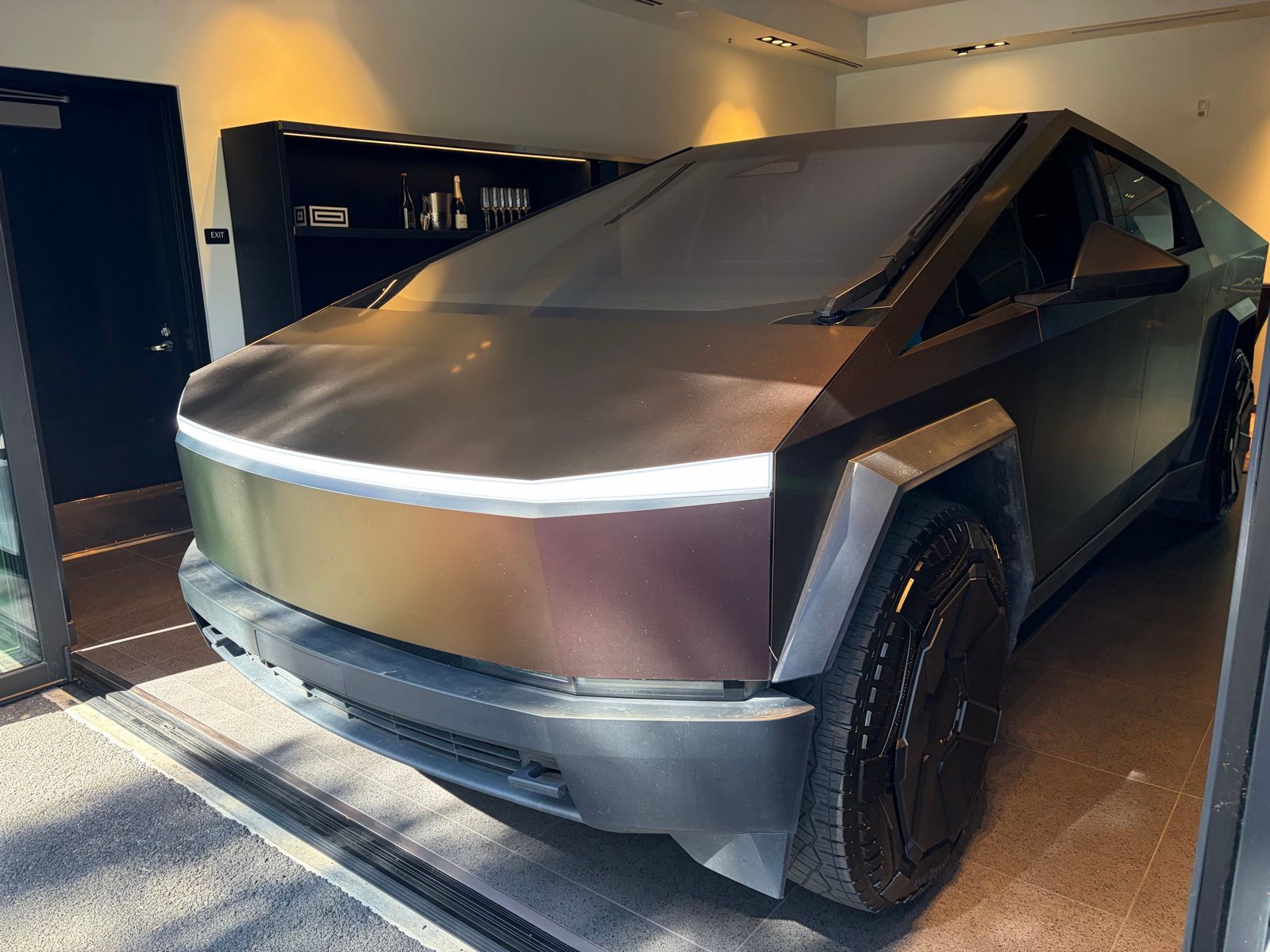 2024 Tesla Cybertruck Crew Cab AWD Pickup Truck All-Wheel Drive 1-Speed Automatic