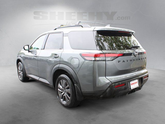 Used 2023 Gray Nissan SV image 5