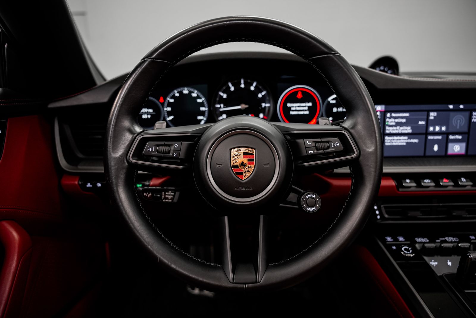 2021 Porsche 911 Carrera 4S — photo 9