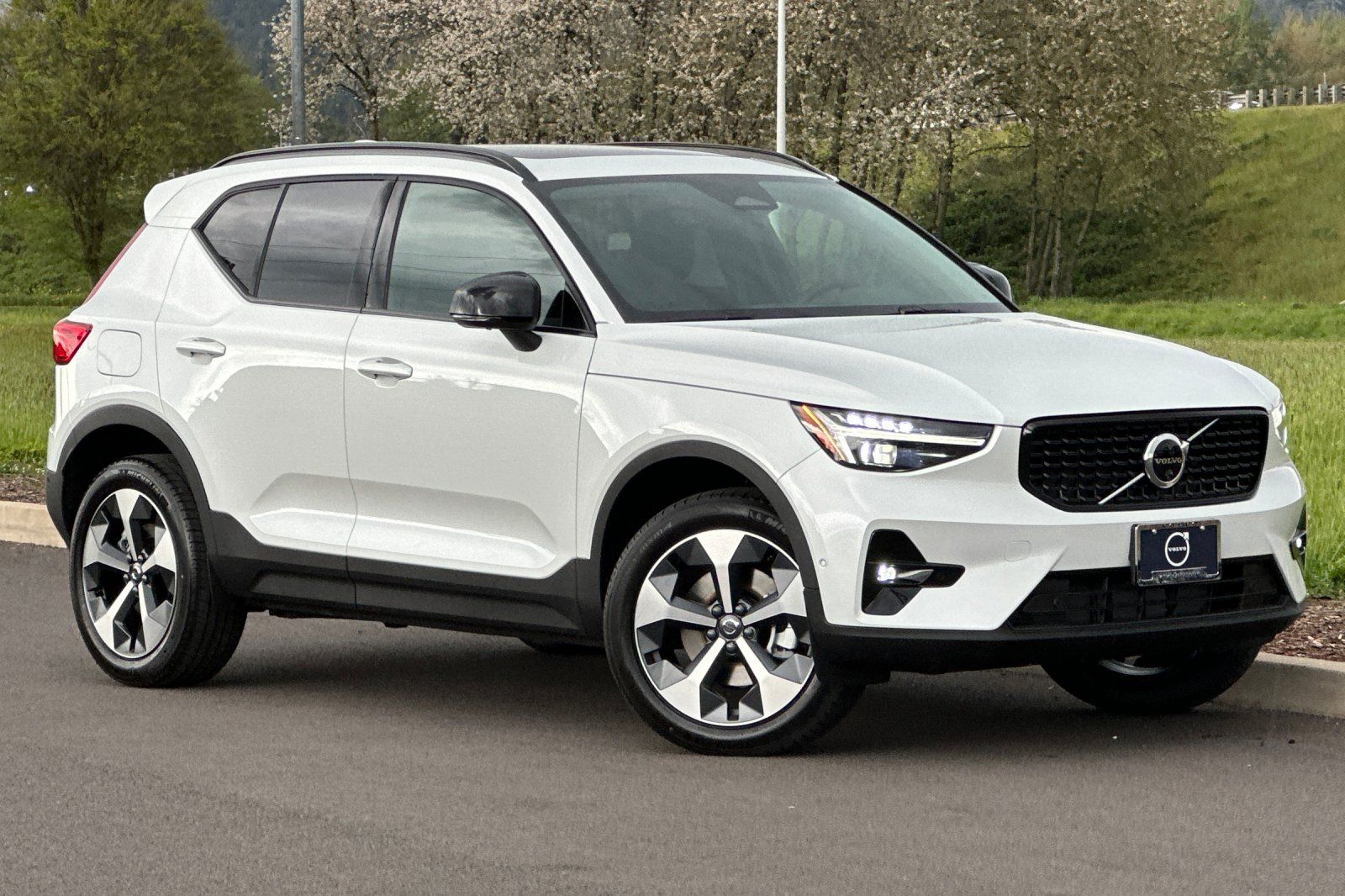 2026 Volvo XC40