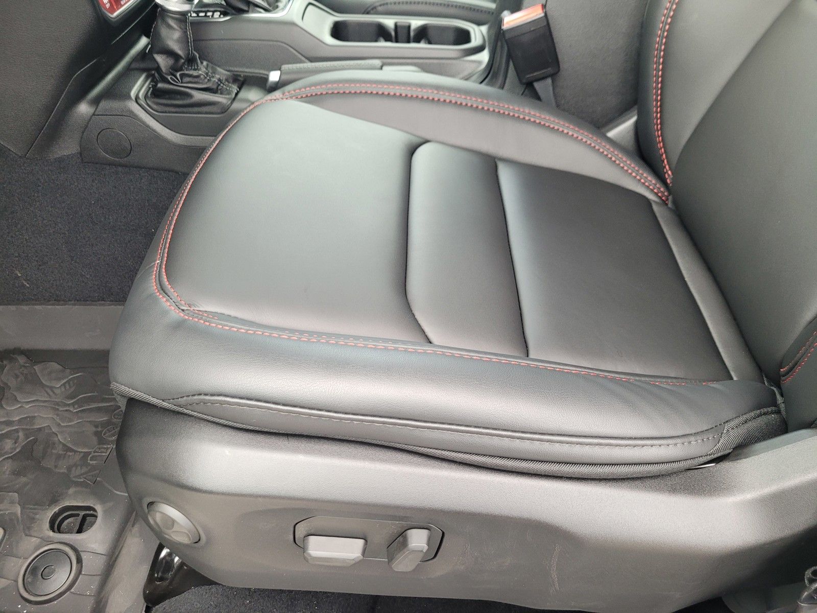 New 2026 Gray Jeep Rubicon image 13