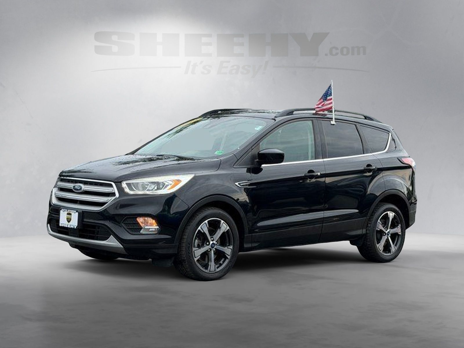 Used 2018 Shadow Black Ford SEL image 15