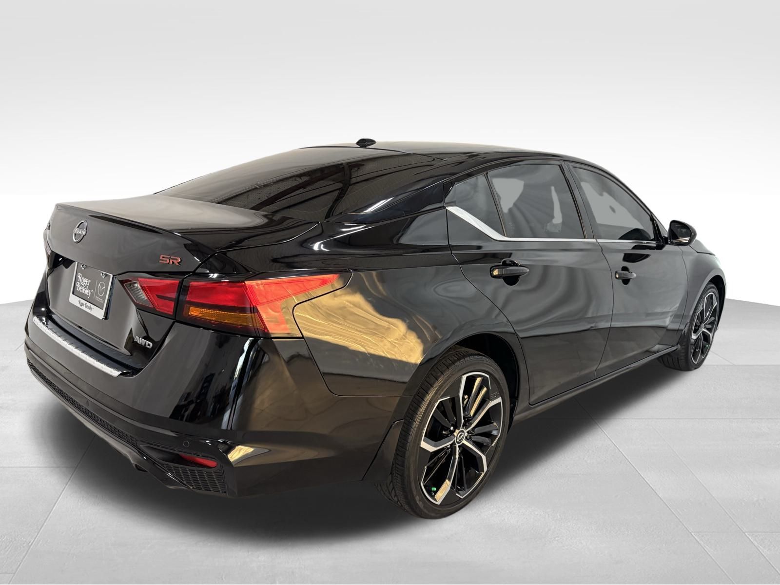 Used Car 2023 Nissan Altima  2.5 Sr For Sale Under $25,000 In Austin, Texas