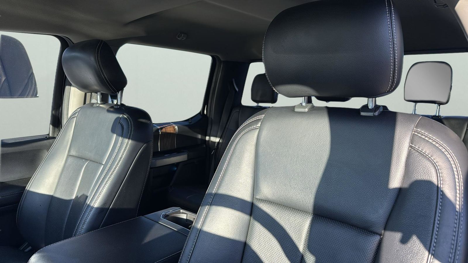 Used Car 2019 Ford F-150  Lariat For Sale Under $30,000 In Austin, Texas