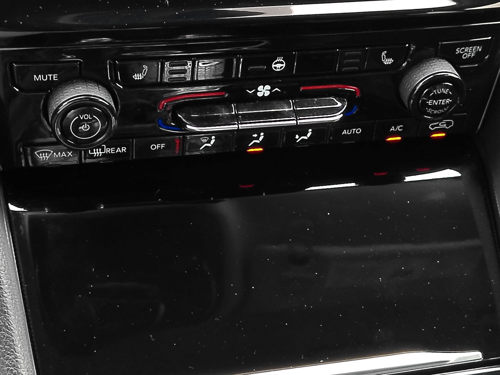 Used 2024 Black Jeep Limited image 19