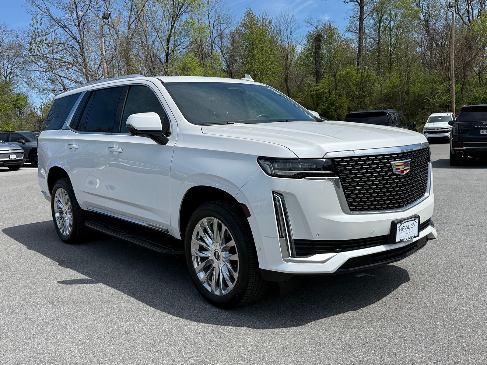 Crystal White Tricoat 2024 Cadillac Escalade SUV / Crossover Four-Wheel Drive Automatic