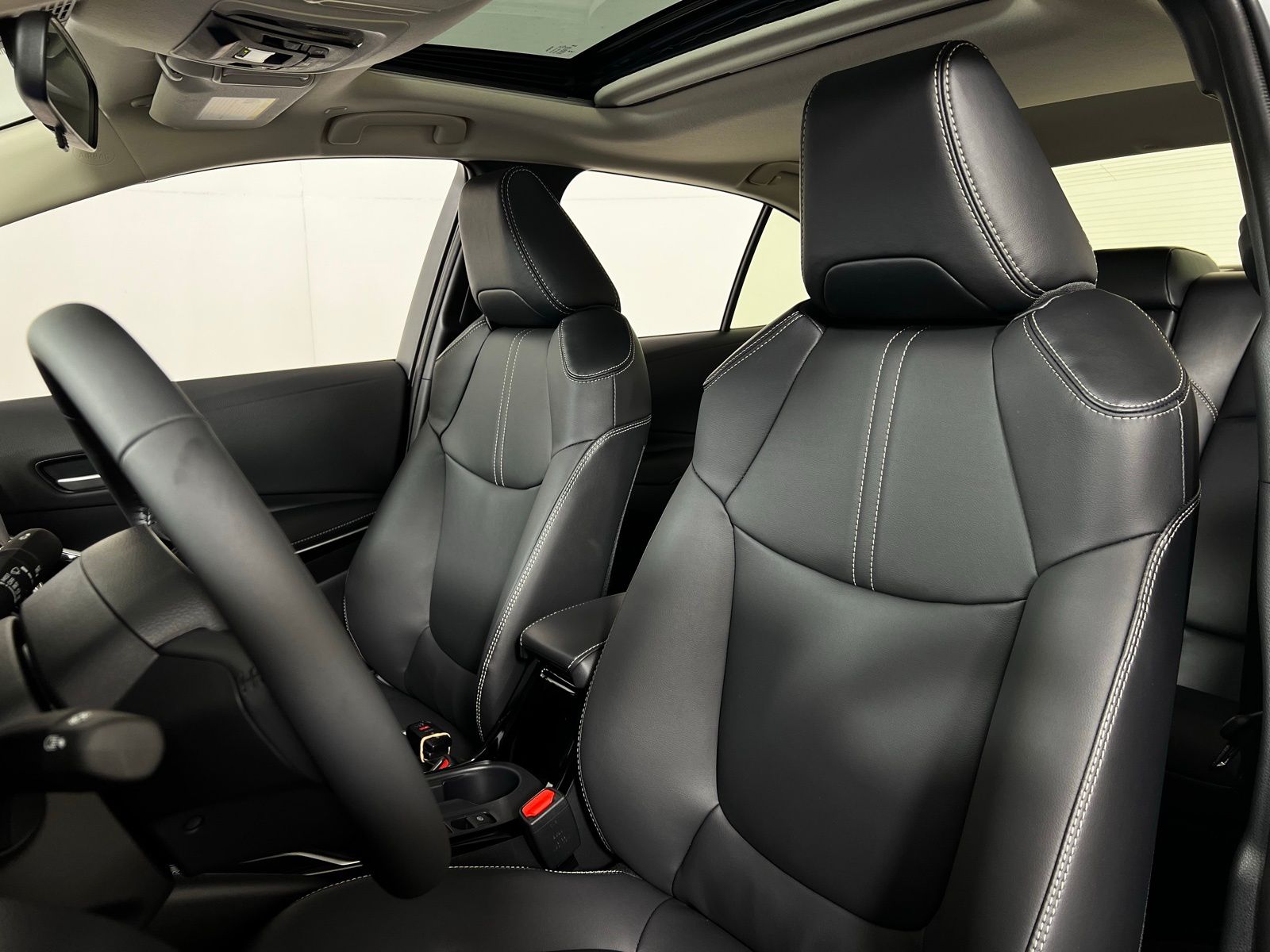 Thumbnail: 2025 Toyota Corolla - 10
