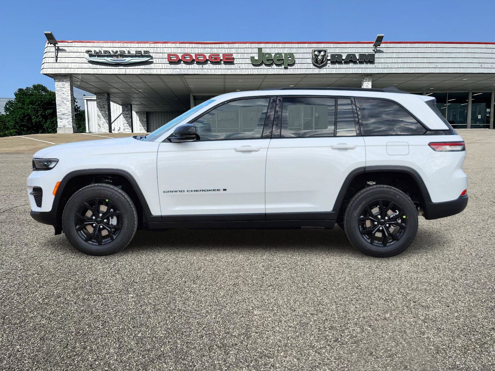 2025 Jeep Grand Cherokee Altitude X 3