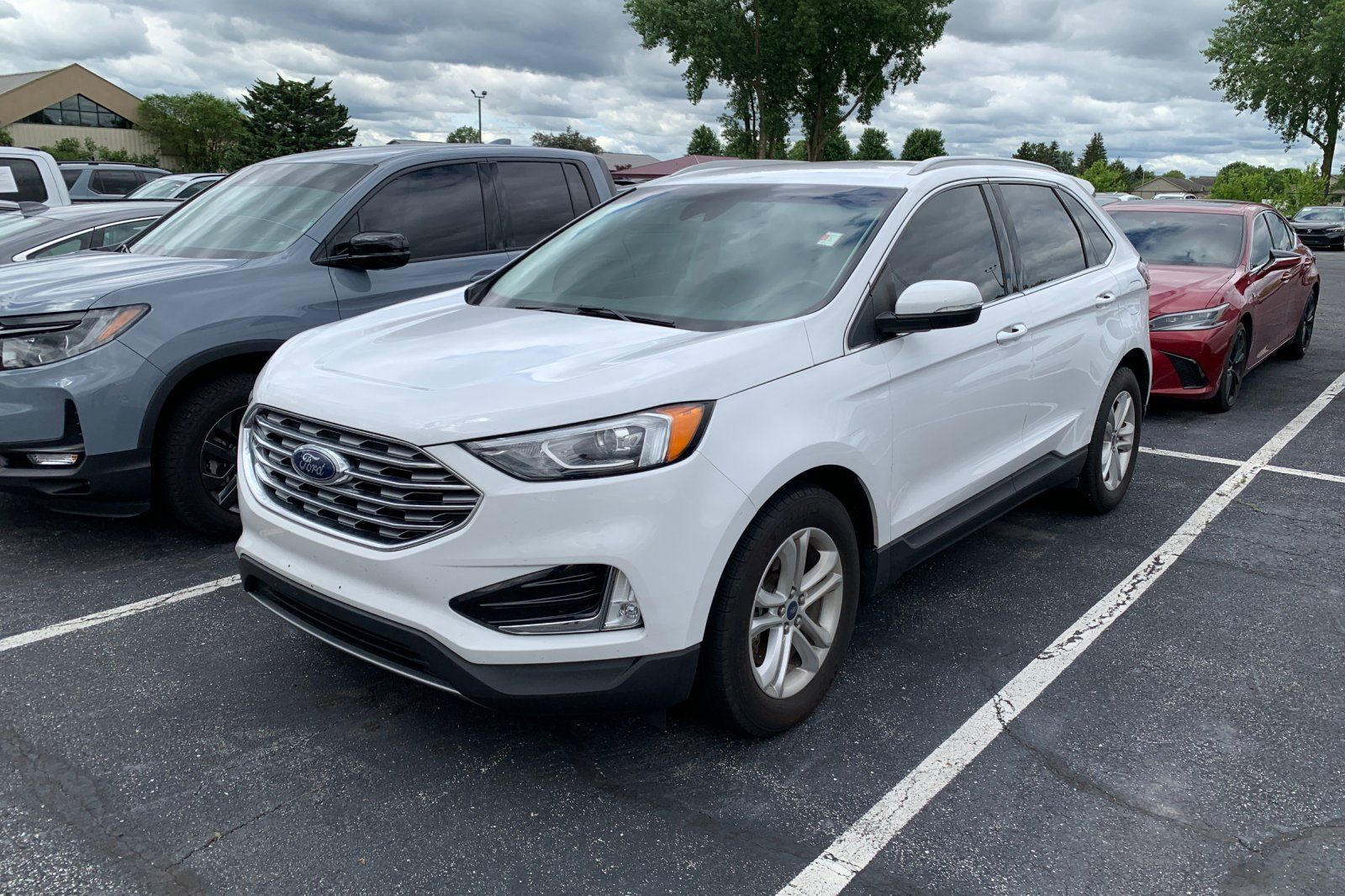 Oxford White 2019 Ford Edge SUV / Crossover All-Wheel Drive 8-Speed Automatic