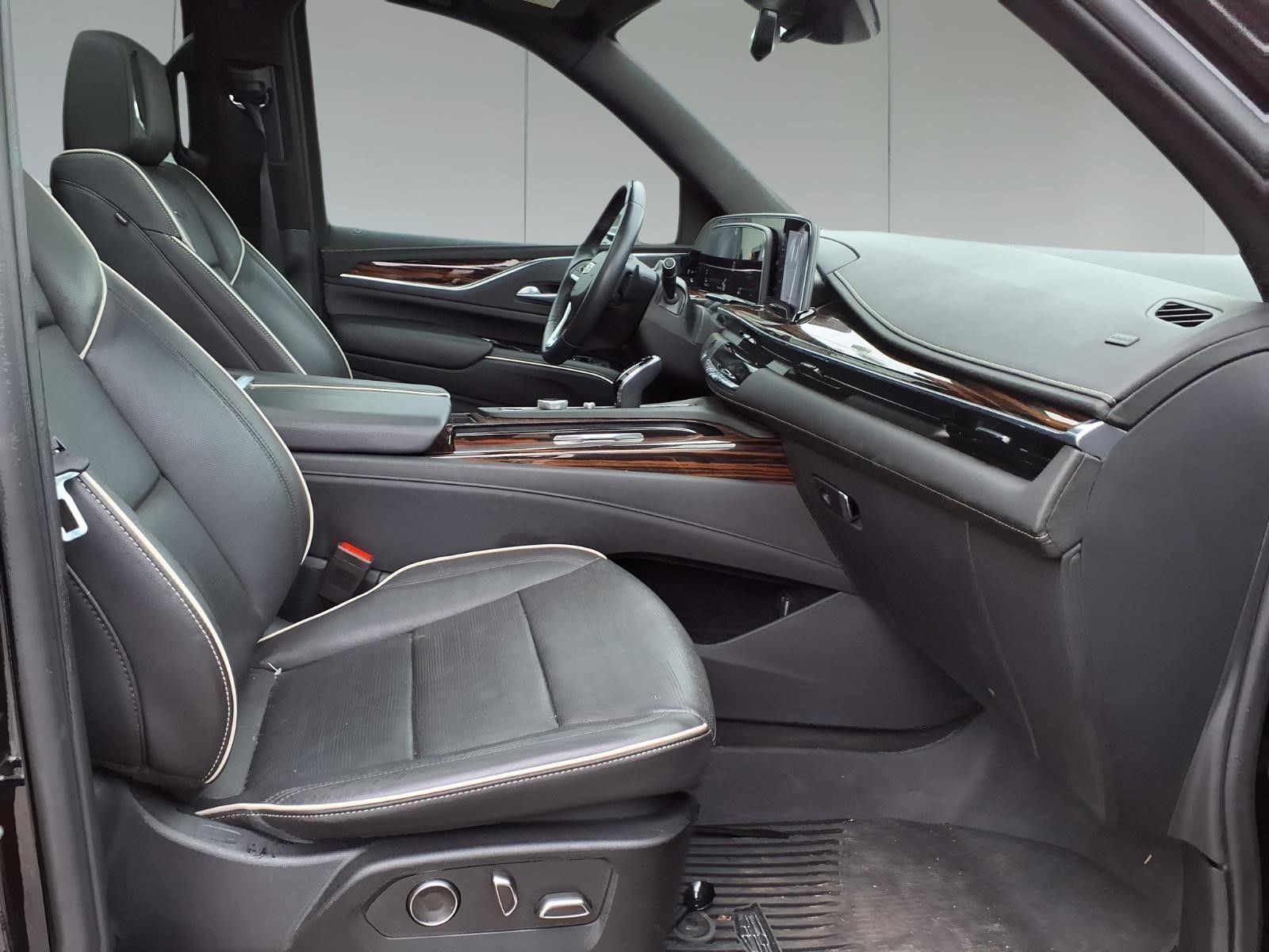 2023 Cadillac Escalade Premium Luxury Black at Central Houston Nissan
