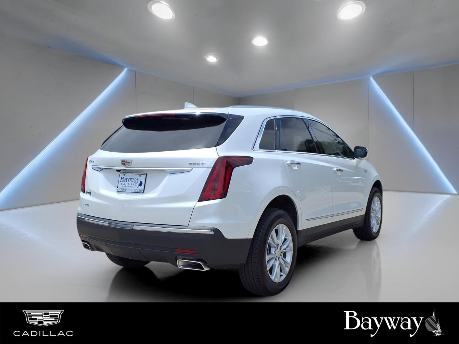 2026 Cadillac XT5 Luxury White at Bayway Cadillac of The Woodlands