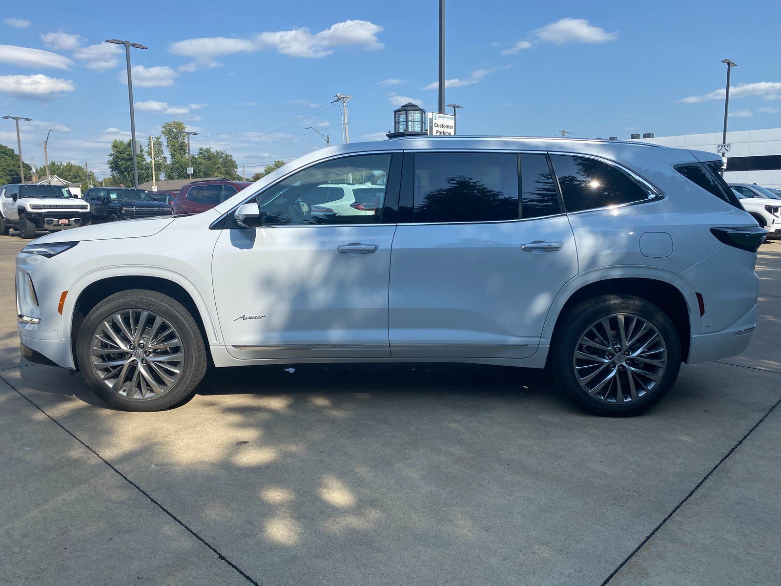 View vehicle photo 6