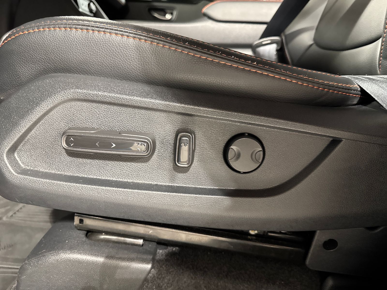 used 2023 Honda Pilot car, priced at $41,917