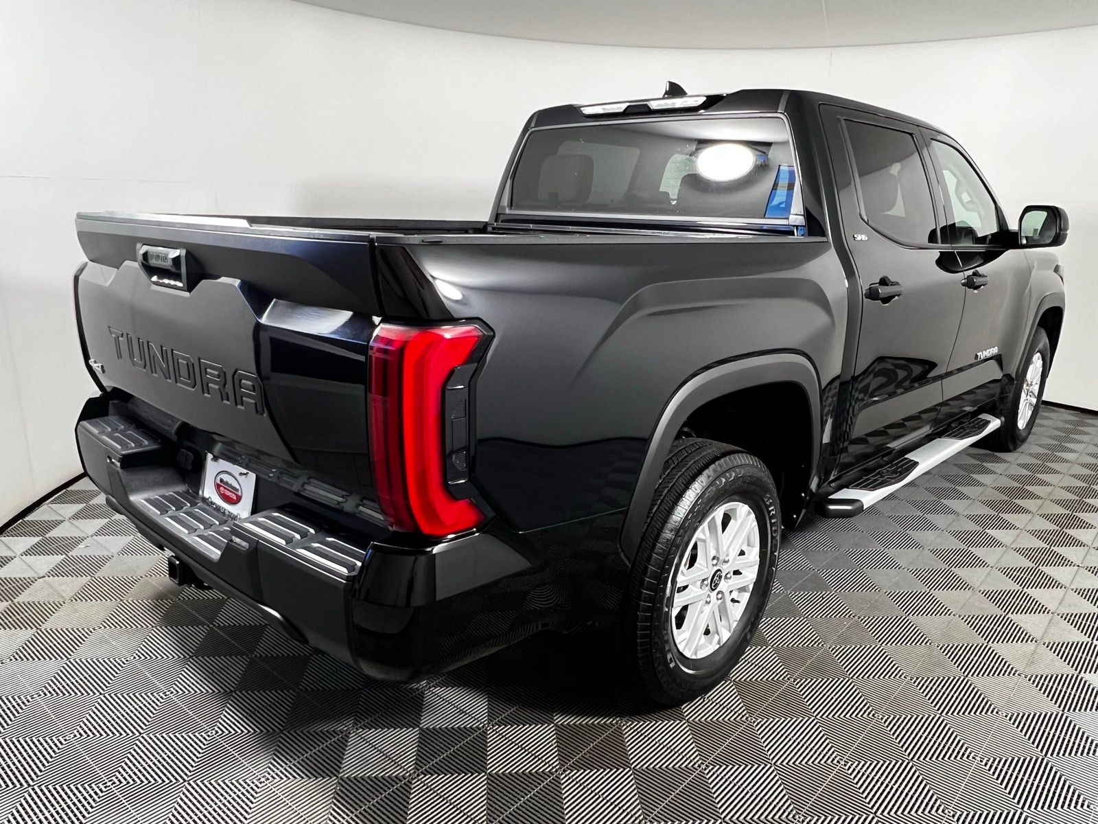 2023 Toyota Tundra SR5 5