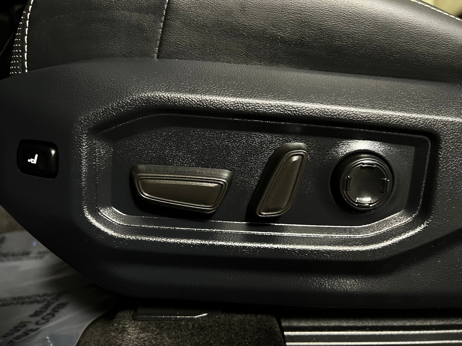 Thumbnail: 2023 Toyota Sequoia - 14