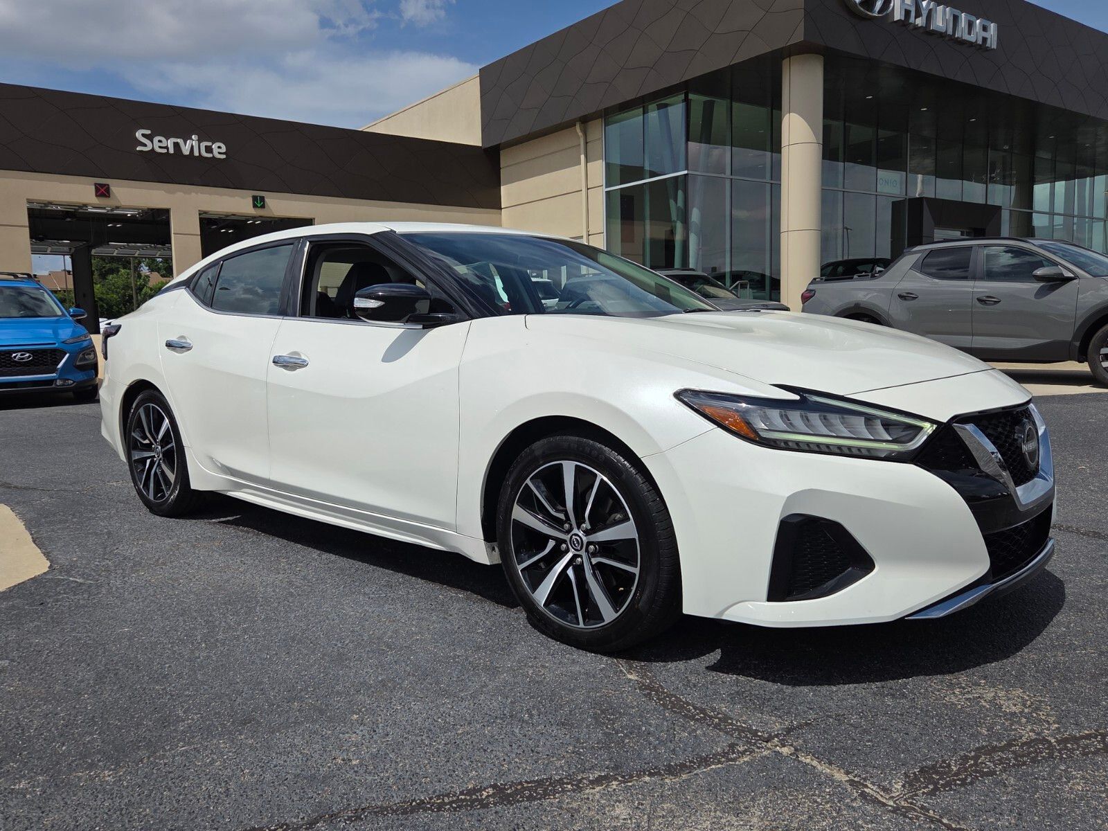 2023 Nissan Maxima