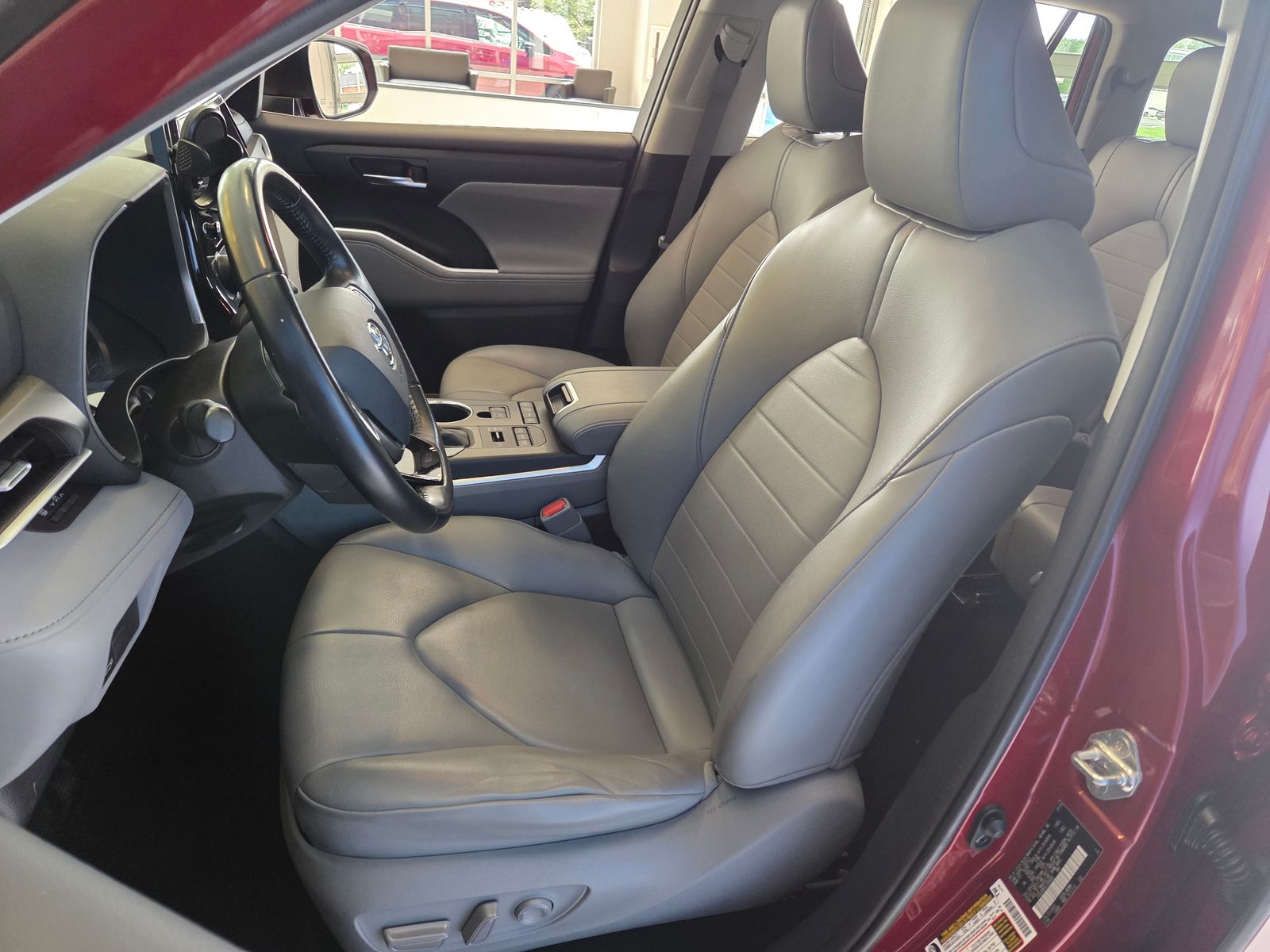 Used 2020 Red Toyota XLE image 15