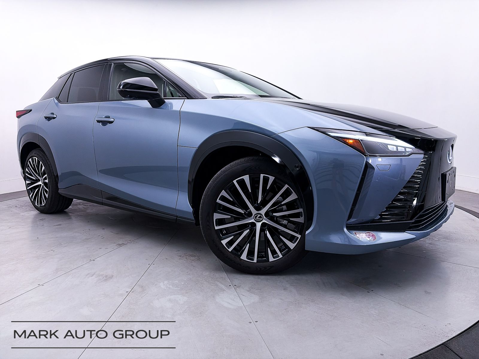 2023 Lexus RZ 450e Premium