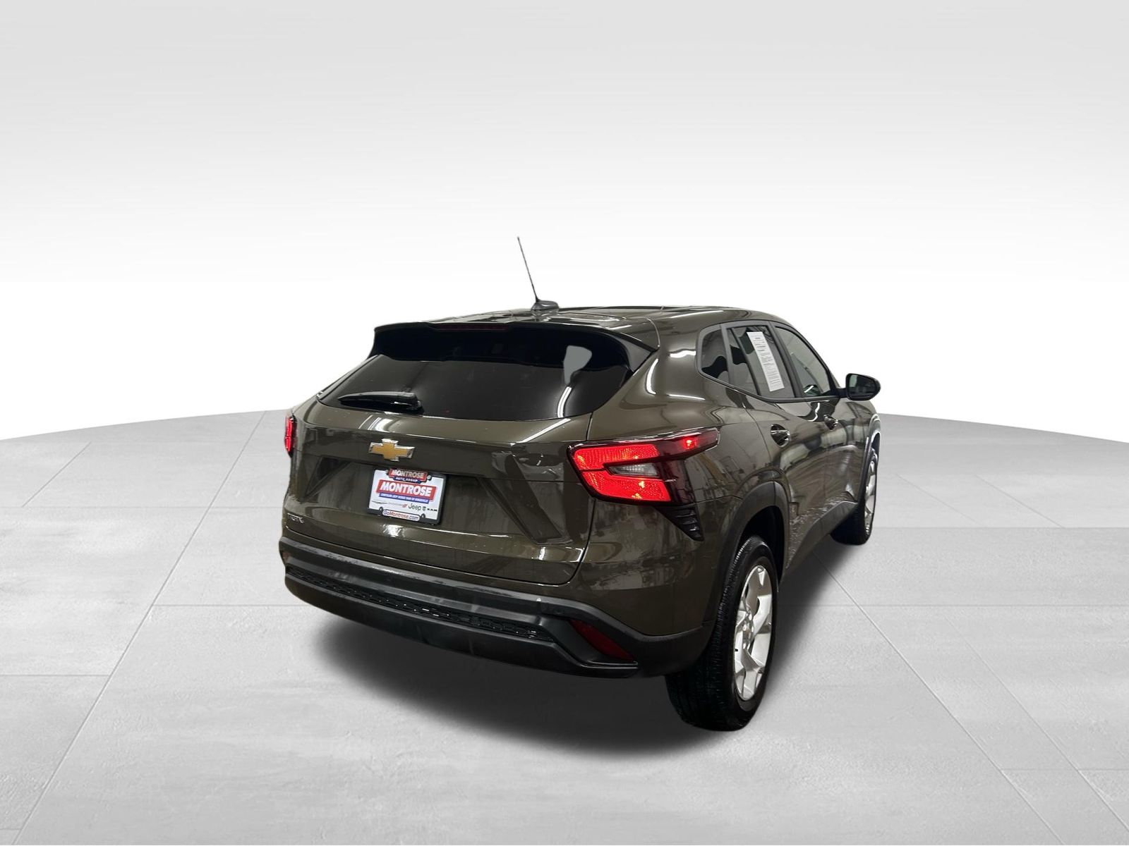 View vehicle photo 6